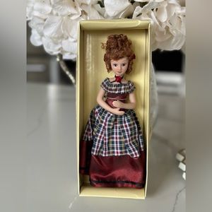 Porcelain doll Vintage Cousin BETTE Collection Ladies of the time